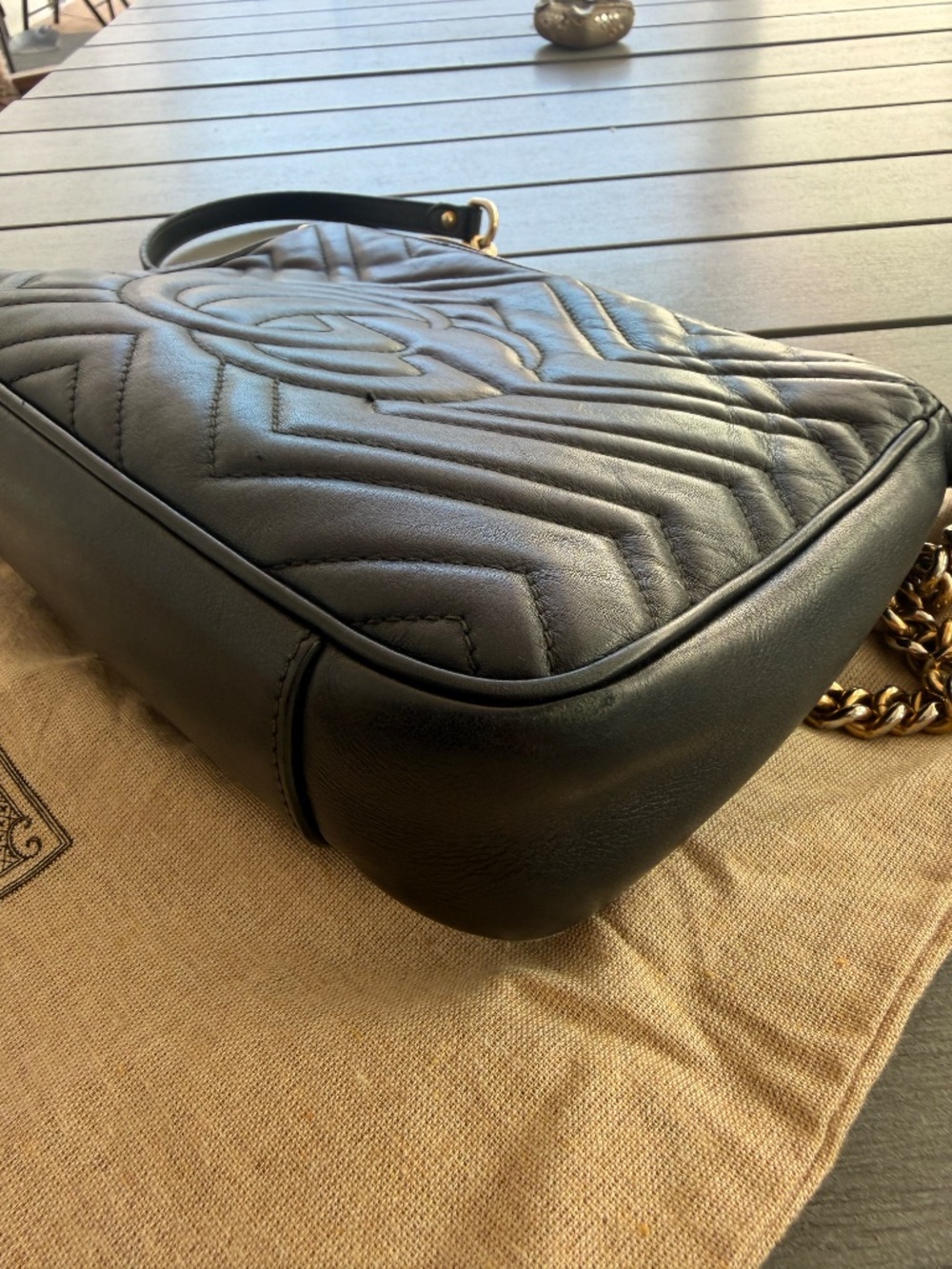 Gucci Medium GG Marmont Shoulder Bag - Picture 11 of 14